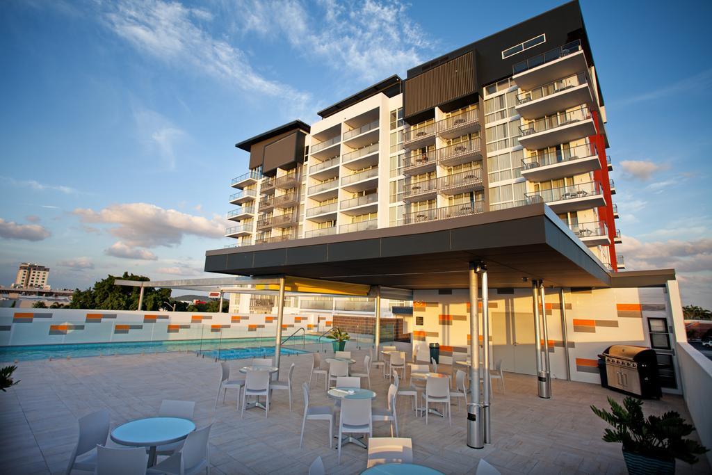 Quest Mackay On Gordon Aparthotel Ngoại thất bức ảnh